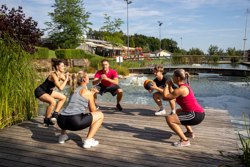 2_JK-01_GruppeErwachsene_055 Firmenfitness